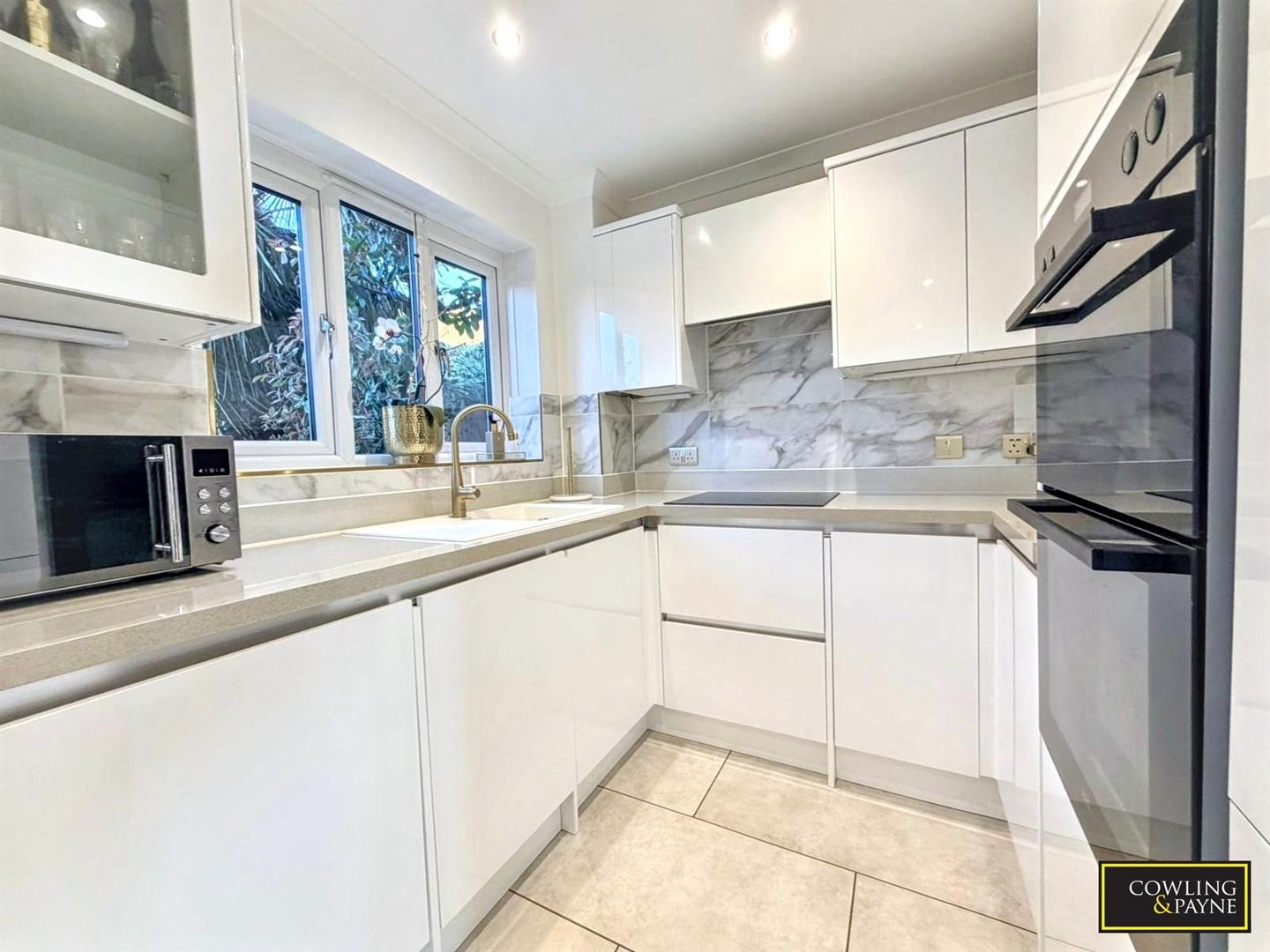 Pound Lane Central, Laindon, Basildon